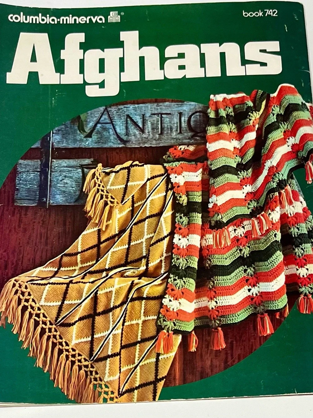 Pattern Book with Pink Rose Afghan Print on Cream Throw - Picture 6 of 6